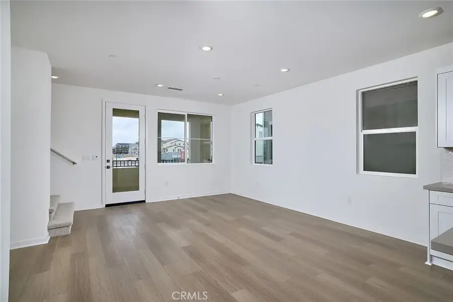 6046 Fairfax Drive, Eastvale, CA 92880 - Image #3