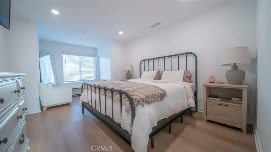 17952 Seaglass Drive, Huntington Beach, CA 92647 - Image #3