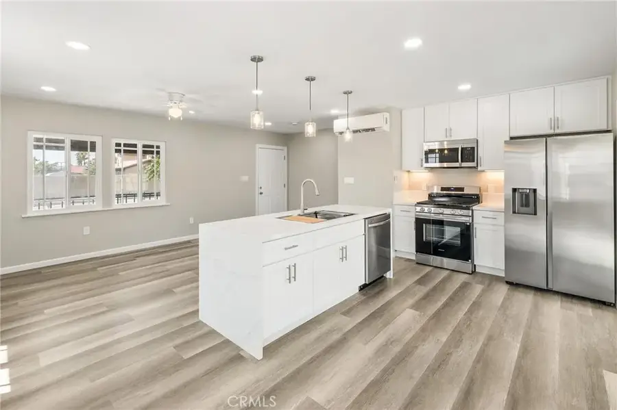 9831 Oleander Avenue, Fontana, CA 92335 - Image #3