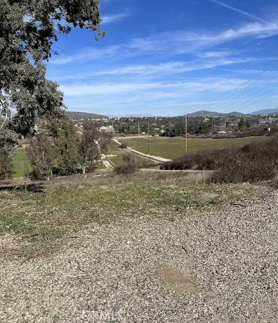 30925 Nicolas Road, Temecula, CA 92591 - Image #3