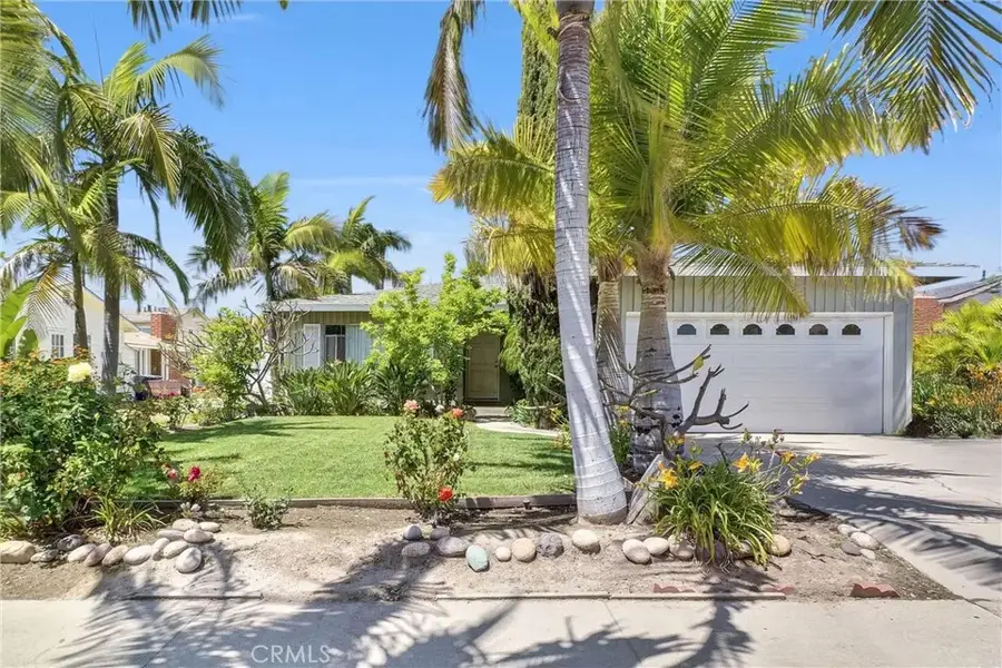 4301 Howard Avenue, Los Alamitos, CA 90720 - Image #2