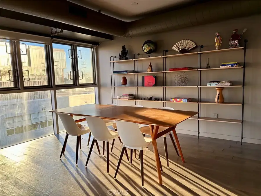 527 Molino Street #401, Los Angeles, CA 90013 - Image #2