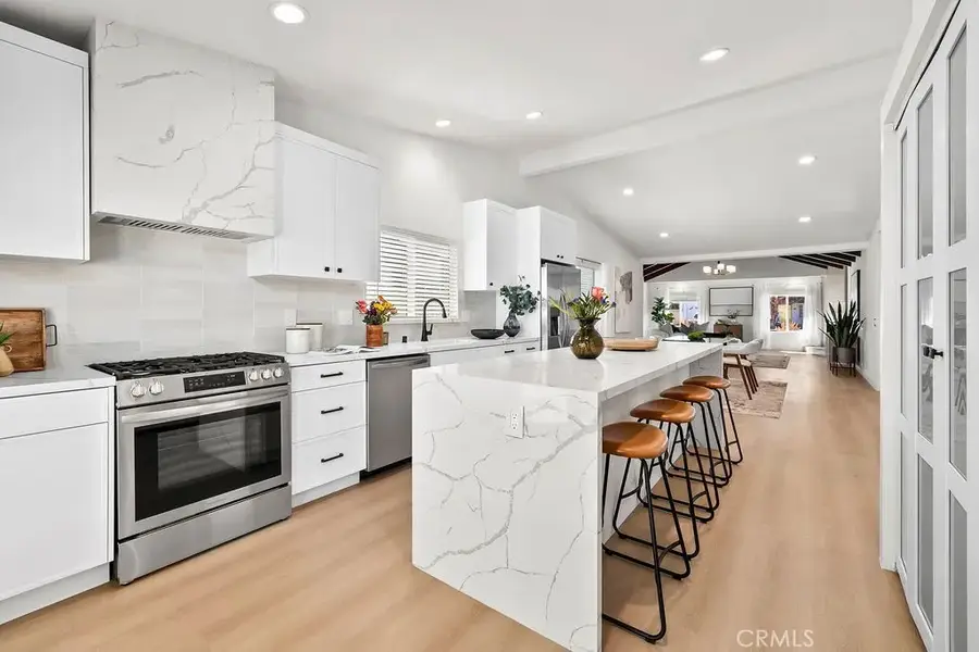 20862 Lancelot Lane, Huntington Beach, CA 92646 - Image #2