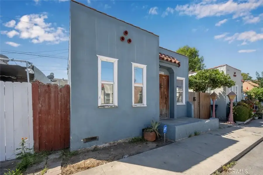 1040 E Brenner, Long Beach, CA 90813 - Image #2