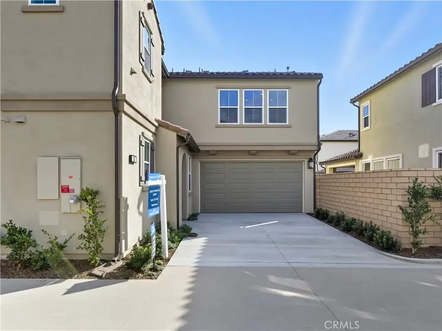 582 Mcfadden Street, Placentia, CA 92870 - Image #2