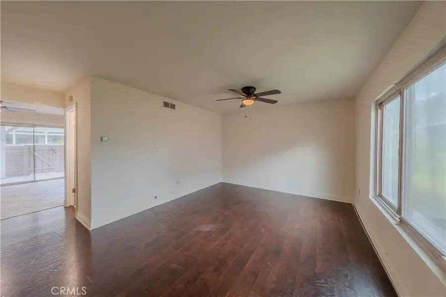 1726 N Oak Knoll North #D, Anaheim, CA 92807 - Image #3