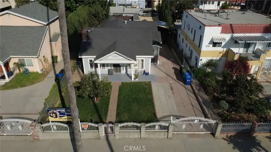 210 N Berendo Street, Los Angeles, CA 90004 - Image #2