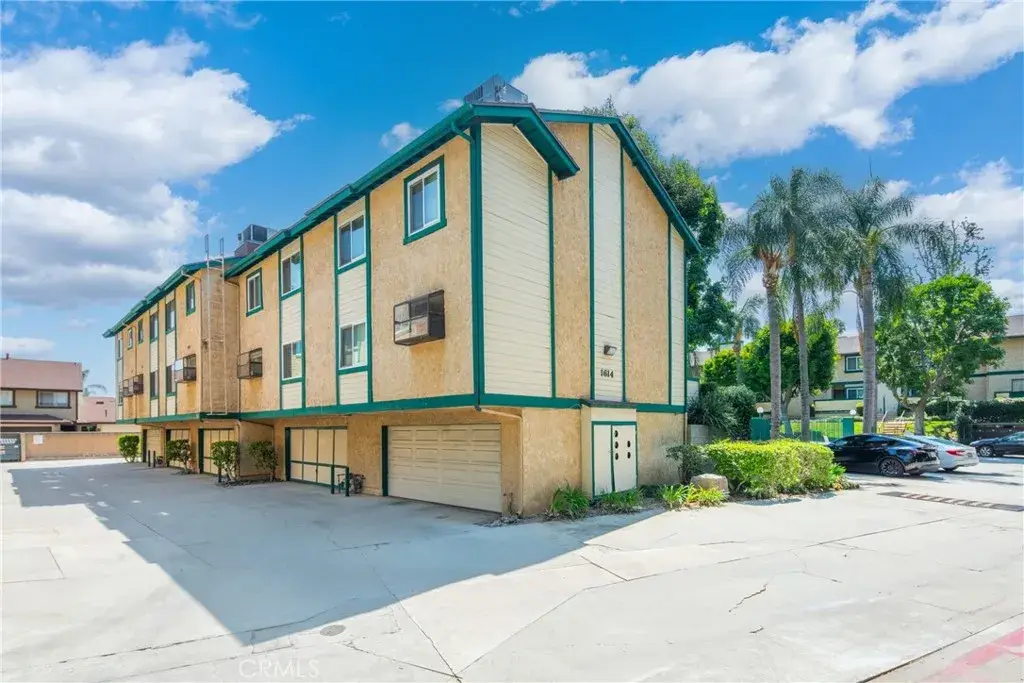 1614 S Mayflower #B, Monrovia, CA 91016 - Image #1