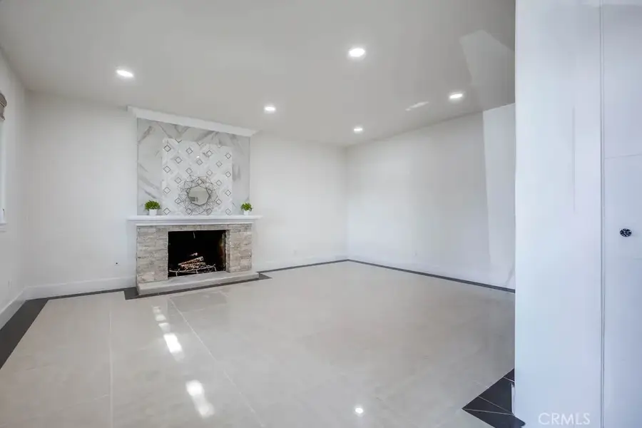 746 Hudson Avenue, Costa Mesa, CA 92626 - Image #3