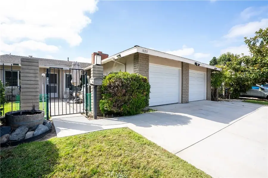 1916 E Kirkwood, Orange, CA 92866 - Image #3
