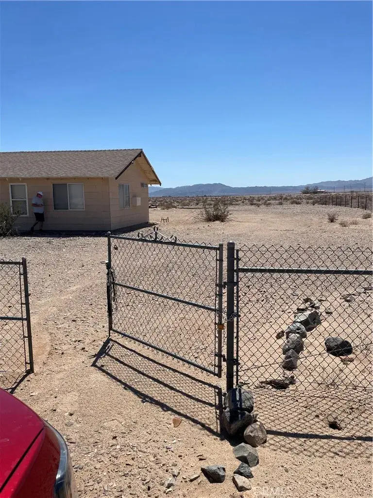 67932 Presswood, Twentynine Palms Yucca Valley, CA 92277 - Image #2
