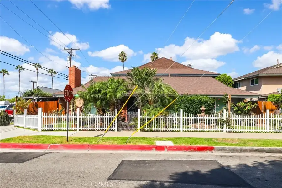 2504 N Bourbon, Orange, CA 92865 - Image #2