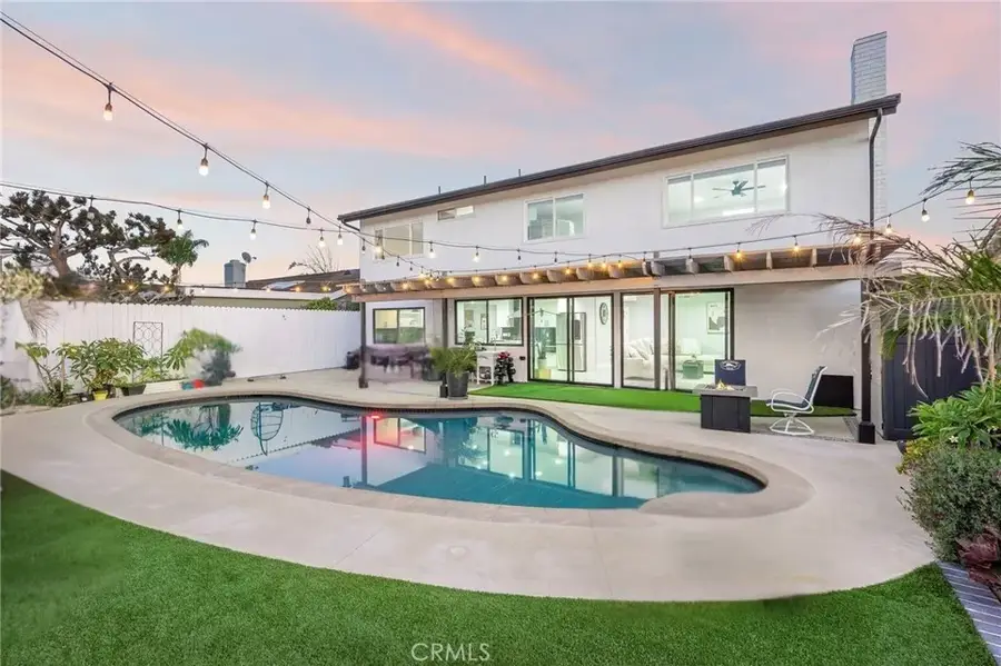 6611 Crista Palma, Huntington Beach, CA 92647 - Image #2