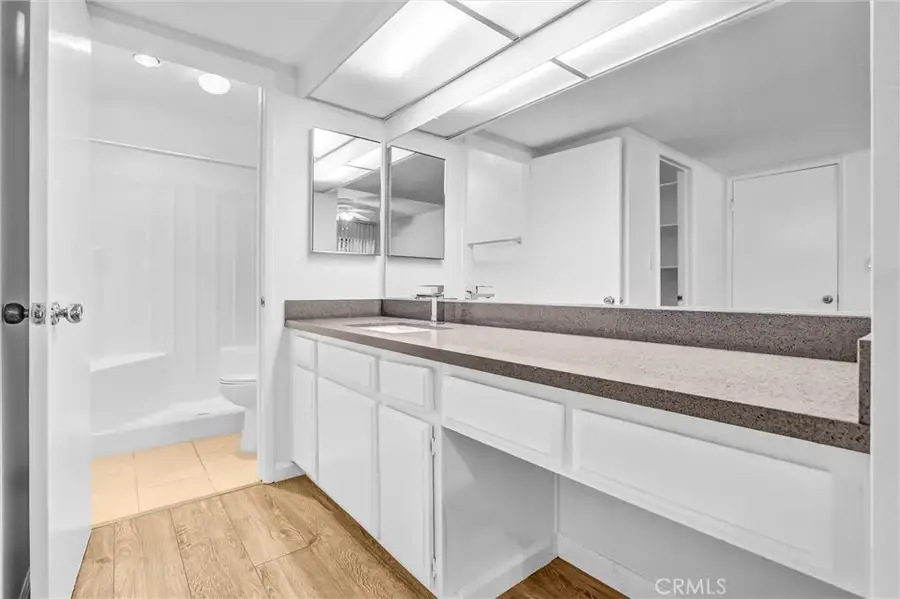 22100 Burbank #130C, Woodland Hills, CA 91367 - Image #3