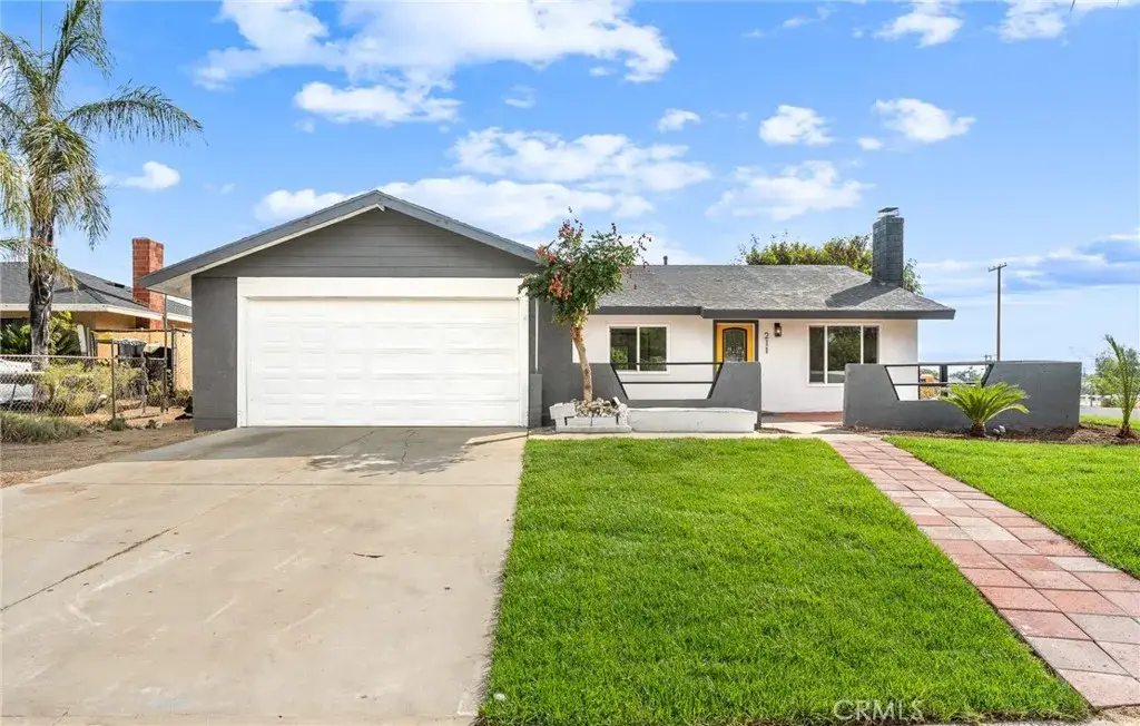 211 N Fillmore, Rialto, CA 92376 - Image #1