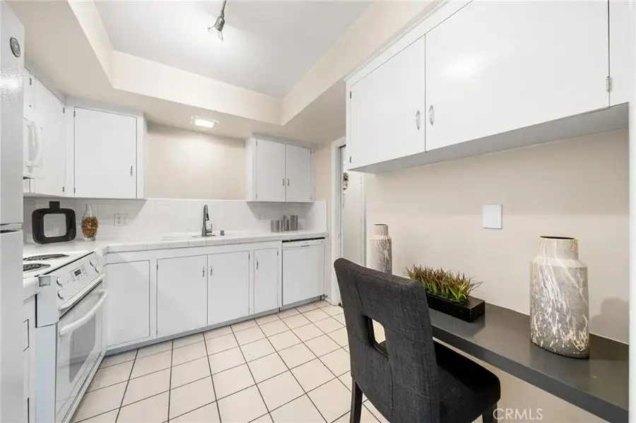 1641 S Pomona Avenue #D36, Fullerton, CA 92832 - Image #3