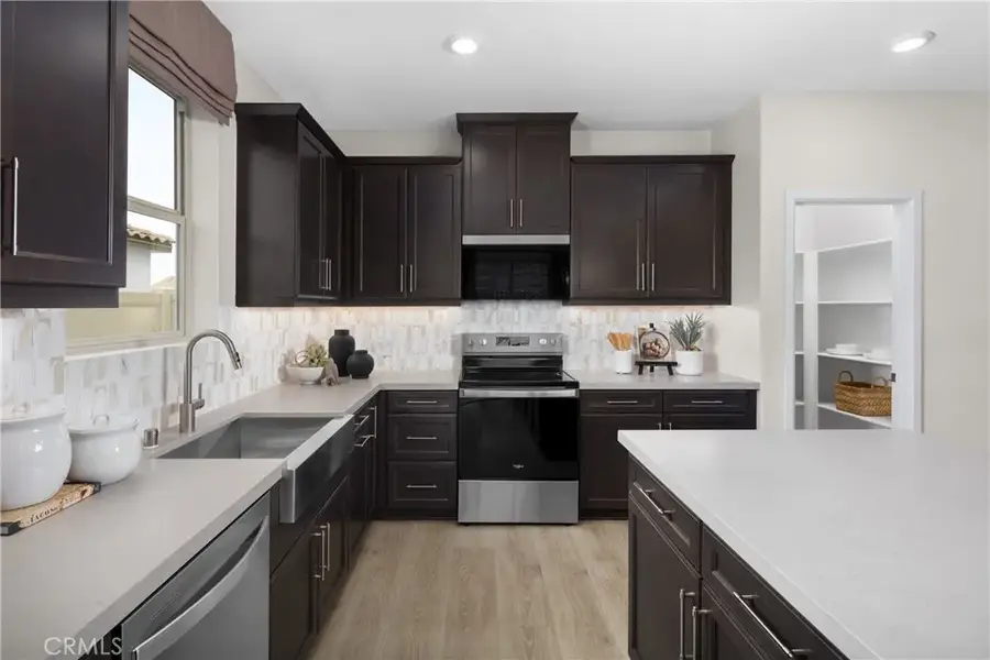 2086 Woolem Place, Escondido, CA 92026 - Image #3