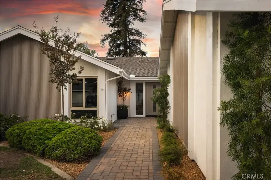 17841 Lucero, Tustin, CA 92780 - Image #2