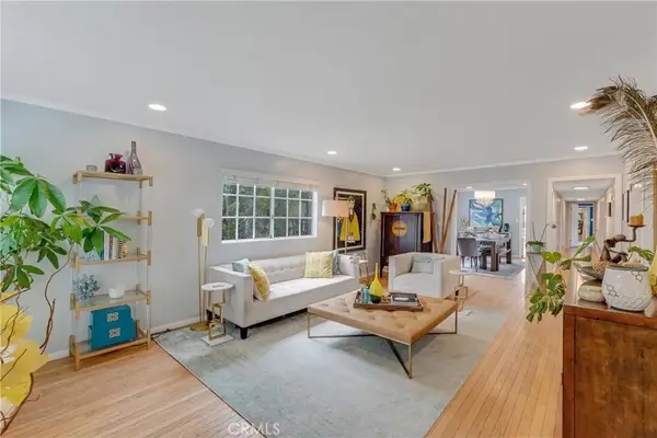 3641 Walnut Avenue, Long Beach, CA 90807