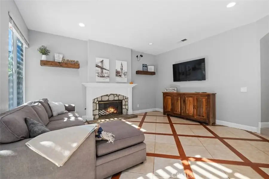 20776 Shadow Rock, Rancho Santa Margarita, CA 92679 - Image #2