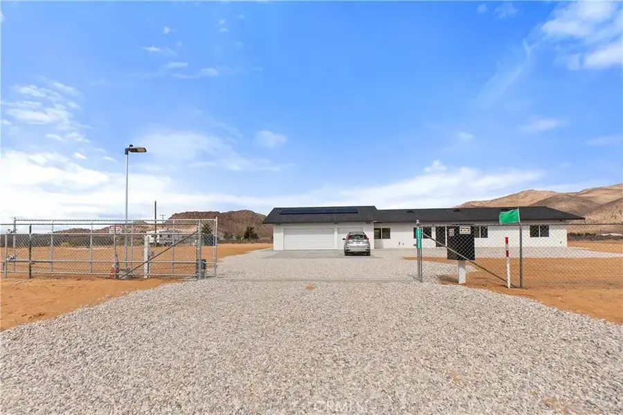 11725 Lagartijo Drive, Apple Valley, CA 92308 - Image #2