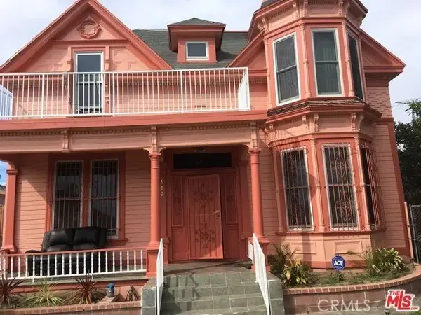 917 E 49th Place, Los Angeles, CA 90011