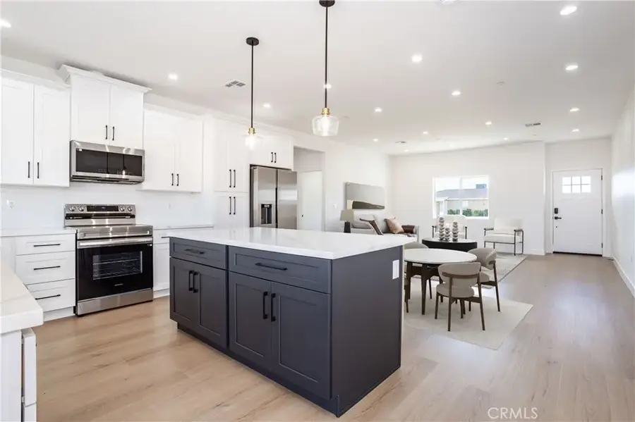 8413 Viburnum Avenue, California City, CA 93505 - Image #3