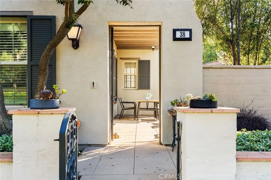 38 Upperbend, Irvine, CA 92618 - Image #2