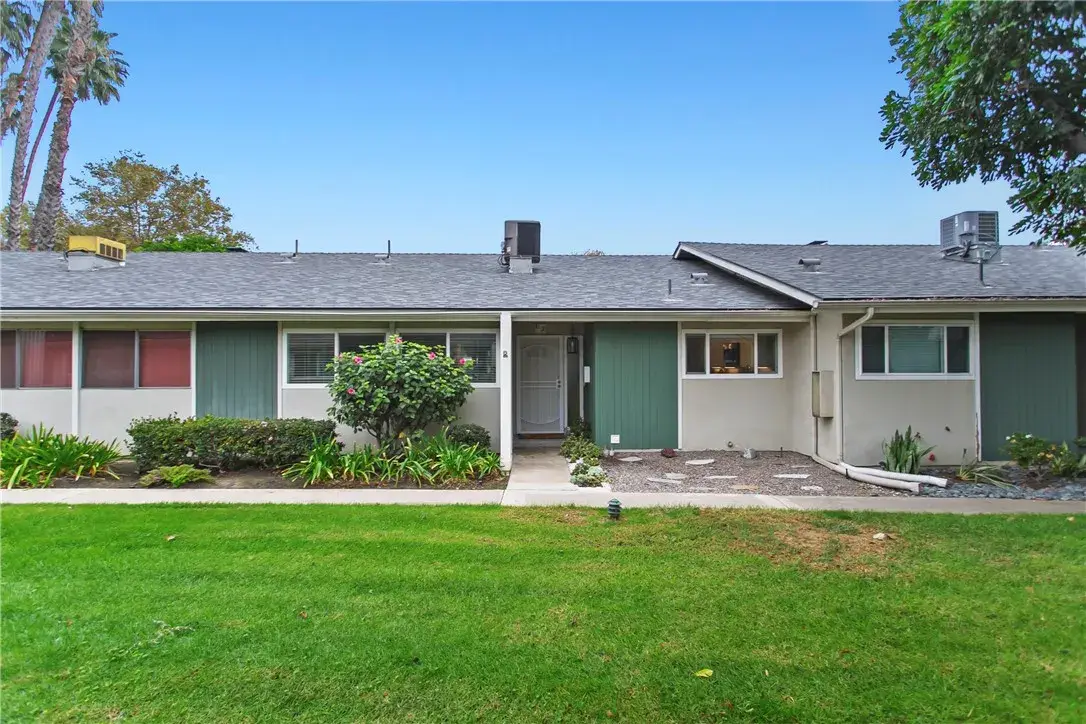 1404 N Tustin #E2, Santa Ana, CA 92705 - Image #1