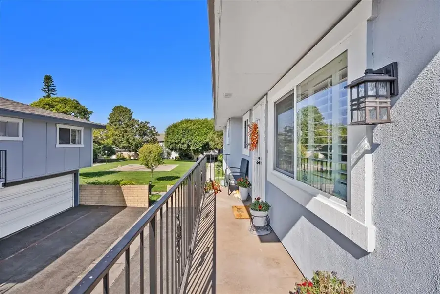 16442 Poco, Huntington Beach, CA 92649 - Image #2