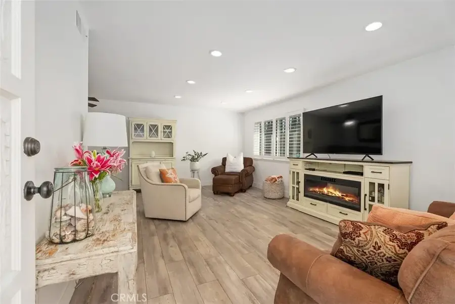 16442 Poco, Huntington Beach, CA 92649 - Image #3