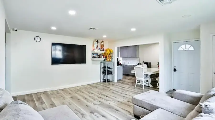 2026 W Orange, Anaheim, CA 92804 - Image #3