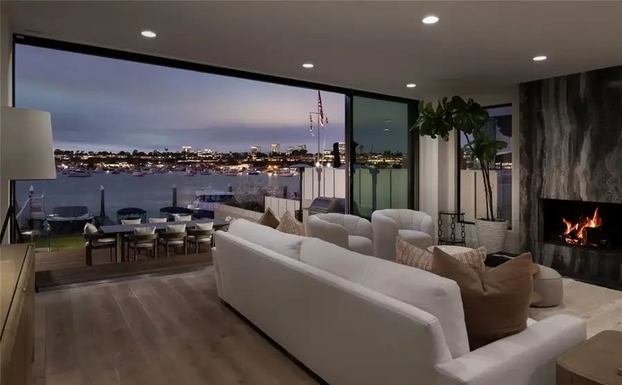 1909 E Bay Ave, Newport Beach, CA 92661 - Image #2