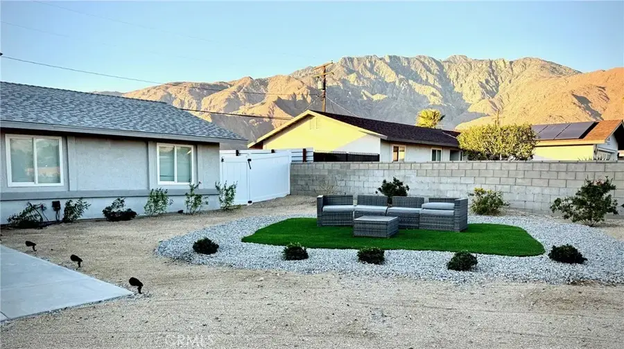 373 W Avenida Cerca, Palm Springs, CA 92262 - Image #3