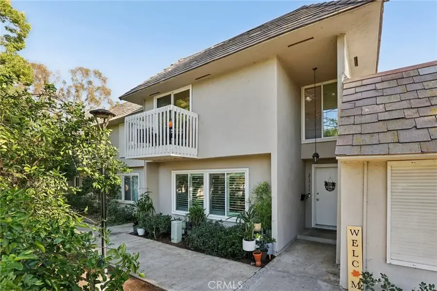 21711 Lake Vista Drive, Lake Forest, CA 92630 - Image #2