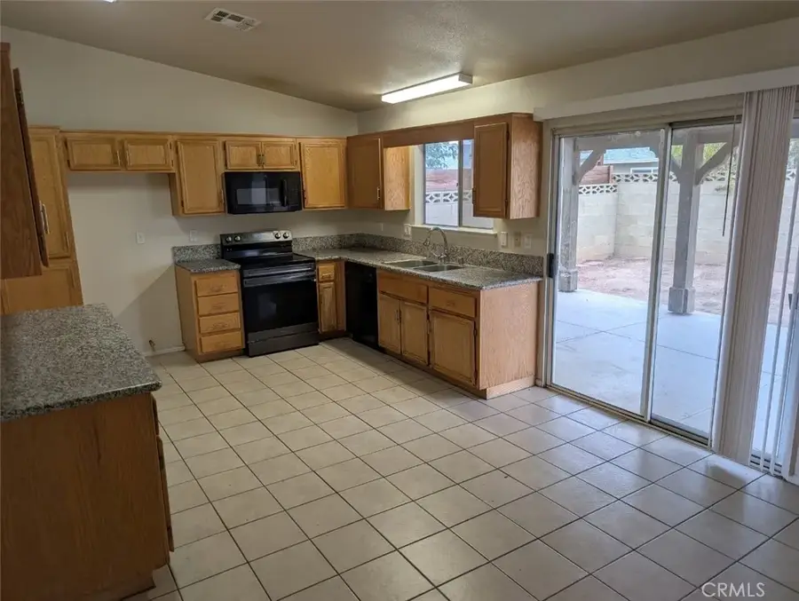 2939 E Avenue R10, Palmdale, CA 93550 - Image #3