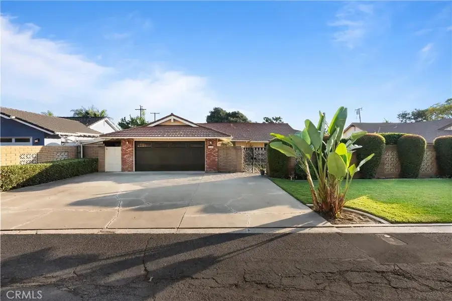 564 E Fellows, Orange, CA 92865 - Image #2