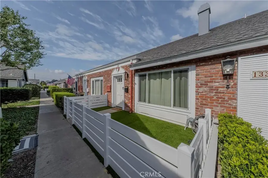 135 Morristown, Costa Mesa, CA 92626 - Image #2