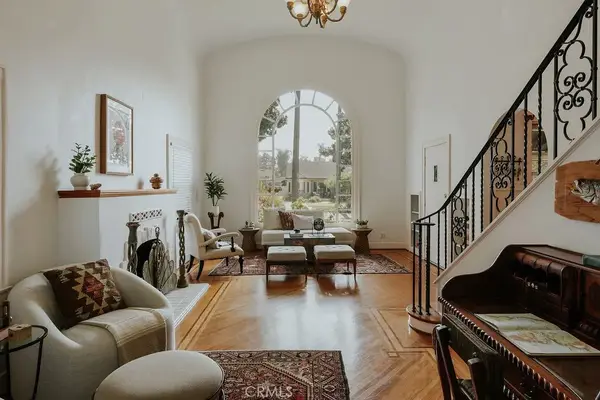 521 W Whiting Avenue, Fullerton, CA 92832