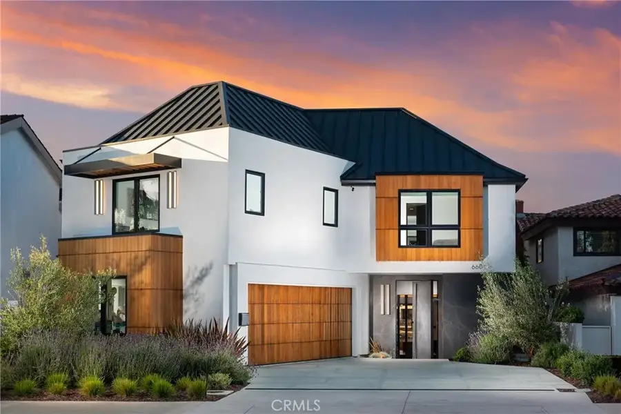 660 Harbor Island Drive, Newport Beach, CA 92660 - Image #2