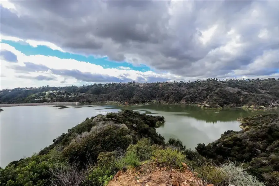 10580 Selkirk, Los Angeles, CA 90077 - Image #3