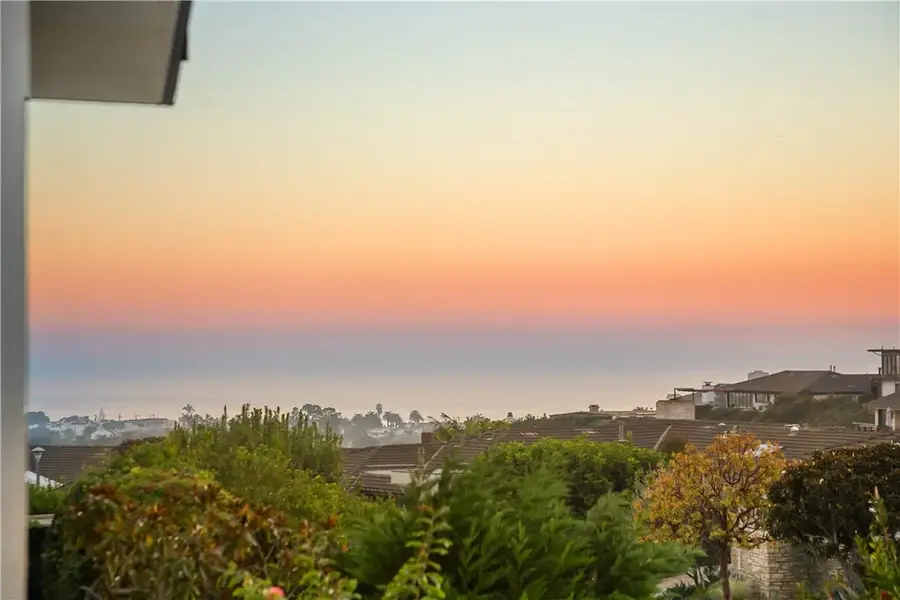 5 Curl, Corona Del Mar, CA 92625 - Image #2