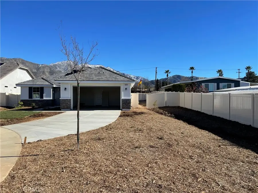 10771 Stacy Circle, Yucaipa, CA 92399 - Image #2