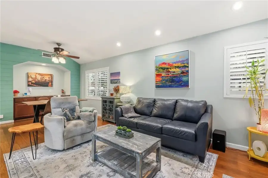 39 Aubrieta, Rancho Santa Margarita, CA 92688 - Image #2