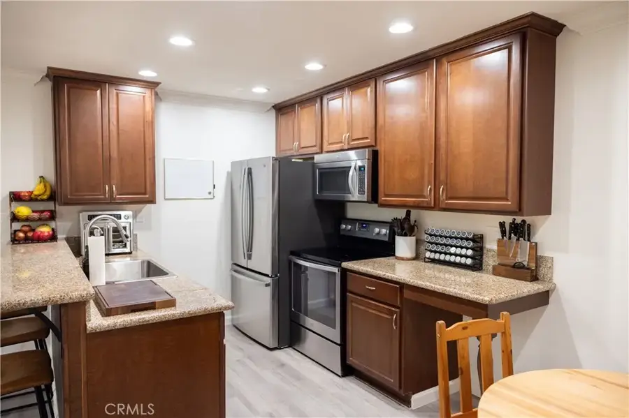 21991 Rimhurst, Lake Forest, CA 92630 - Image #3