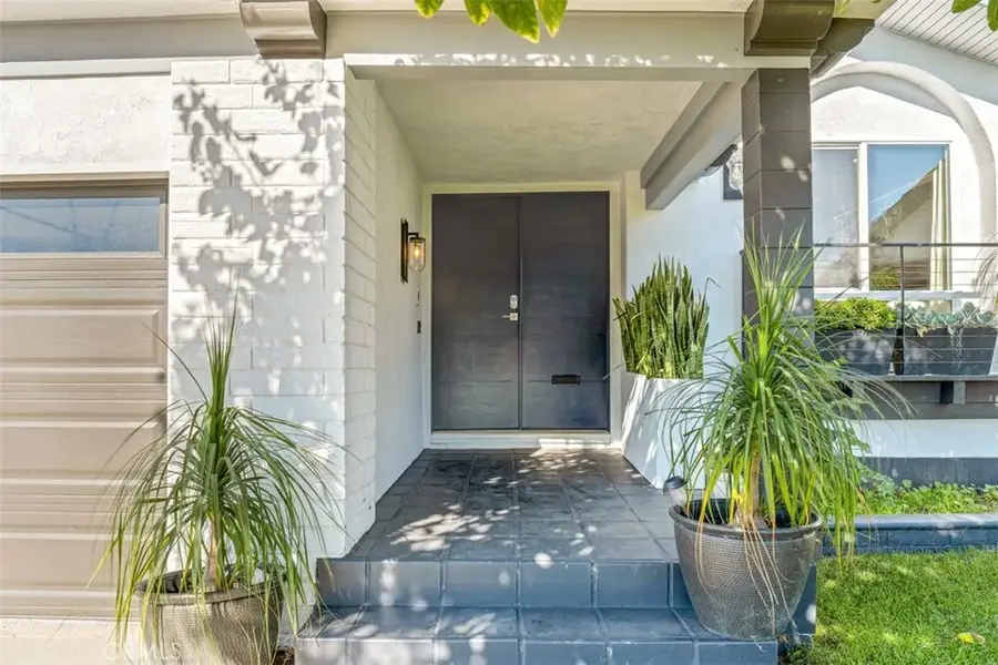 8167 Dartmoor Drive, Huntington Beach, CA 92646 - Image #2