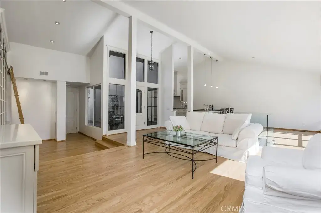 14 Vista, Irvine, CA 92612 - Image #1