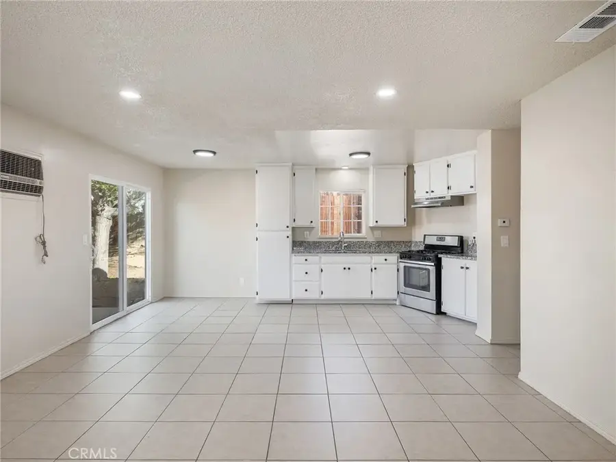 16582 Batson Road, Victorville, CA 92395 - Image #3