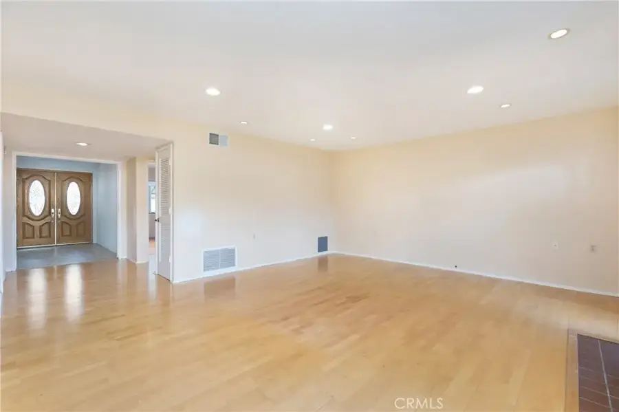 5058 Avenida Del Sol, Laguna Woods, CA 92637 - Image #3