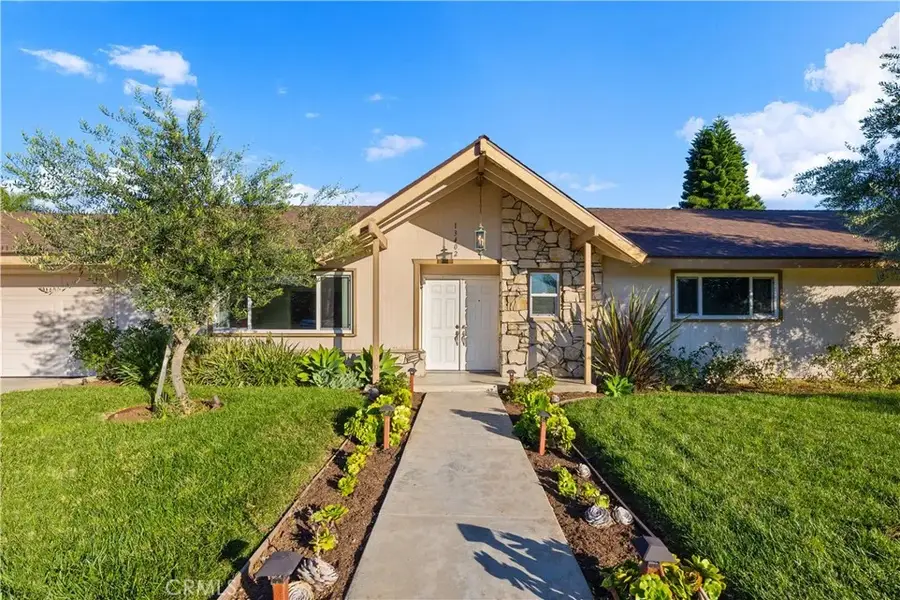 13402 Winthrope Street, Santa Ana, CA 92705 - Image #3